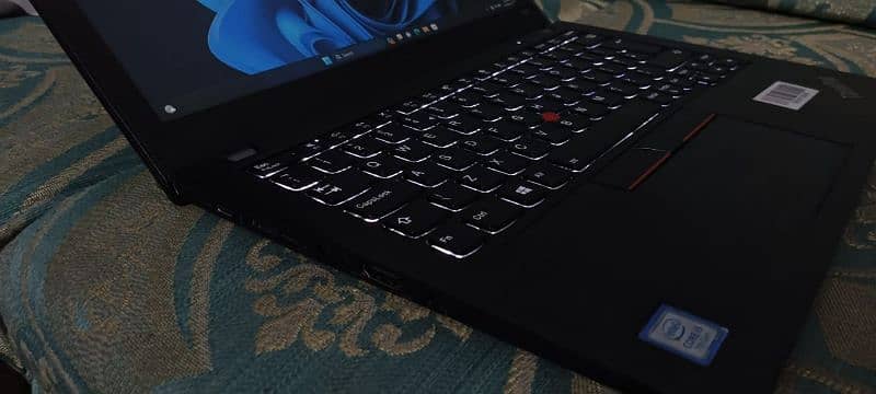 Lenovo Thinkpad x280 core i5 7th generation 2