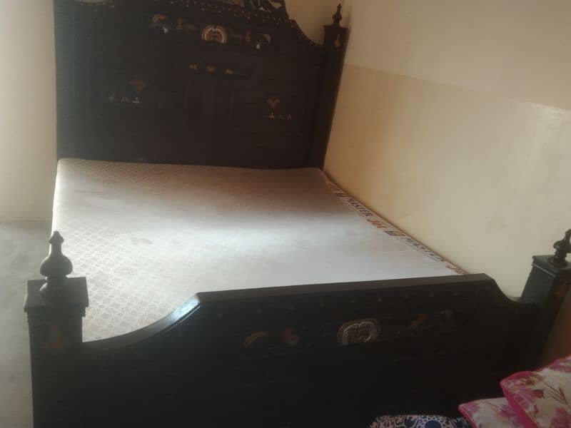 king size bed with mattress 2