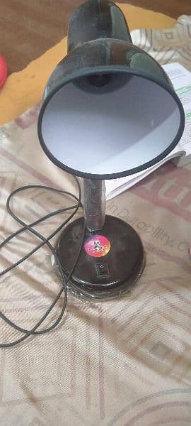 table lamp for study and home used 4