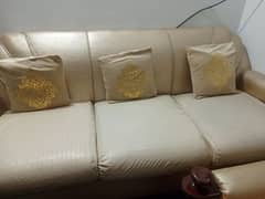 sofa  and tebal