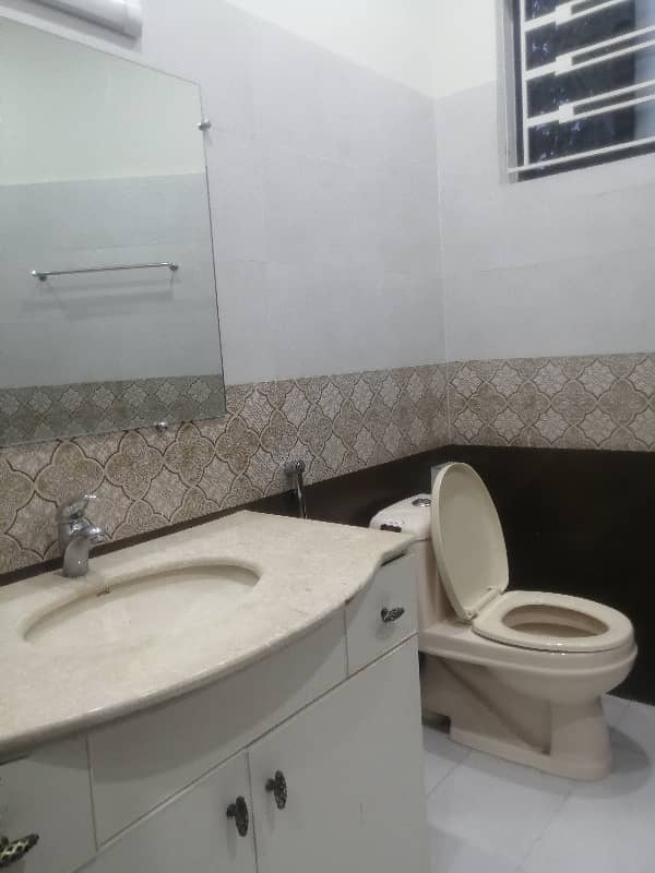 10 Marla House For Sale Dha Phase 1 9