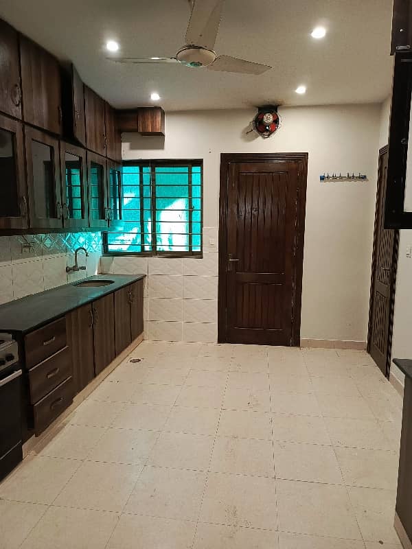 1 Kanal Double Unit House For Rent 2