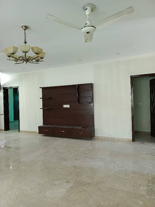 1 Kanal Double Unit House For Rent 10