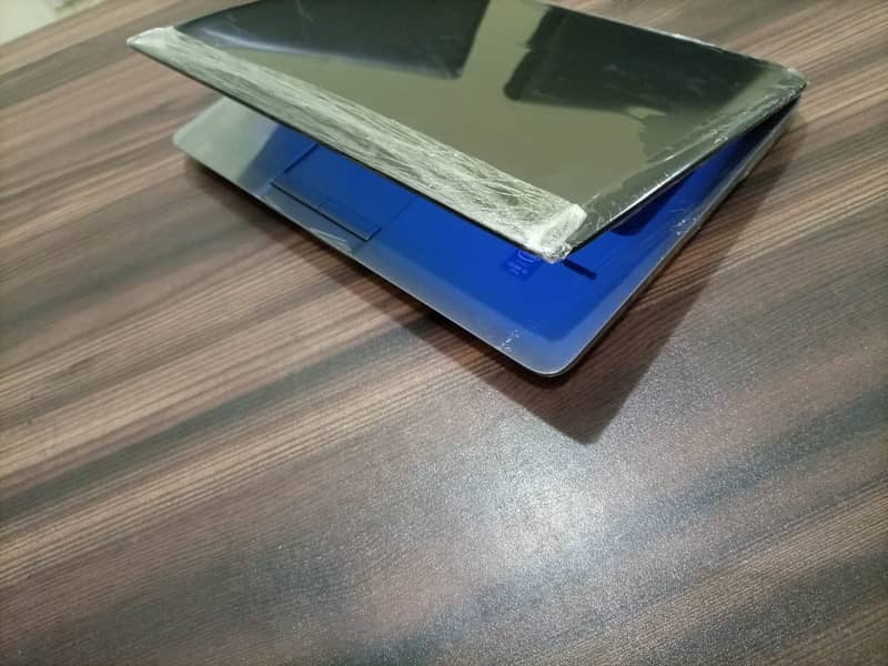 HP Elitebook Core i5 4th Gen 820 G1 Laptop  8GB Ram 500GB HDD 10