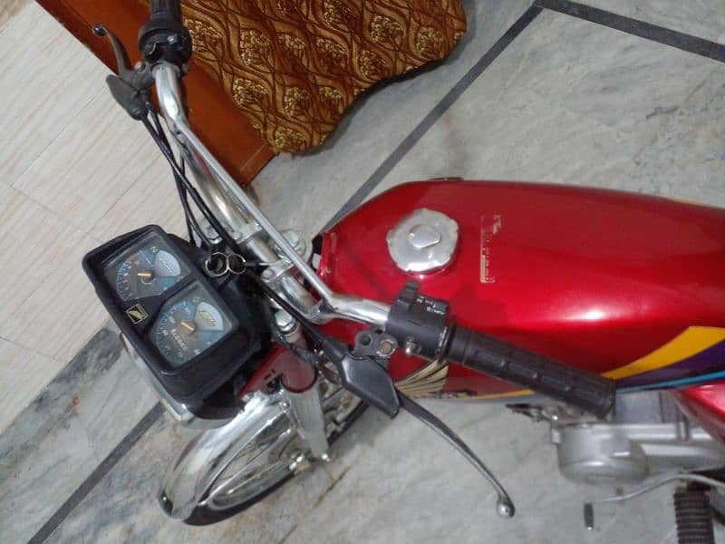 Honda 125 in Running condition original and complete documents 2