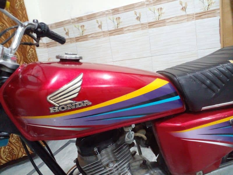 Honda 125 in Running condition original and complete documents 6