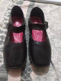 black shoes for girls 0