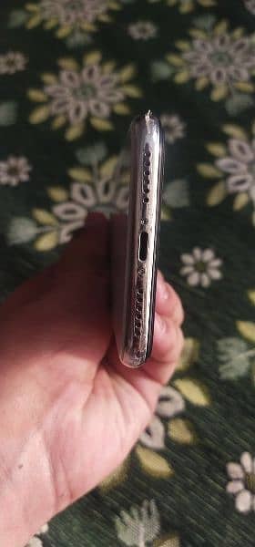 iphone x waterpack 256gb LLA model scratchless 4