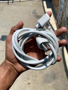 MacBook pro 13 inche original charger with original cable