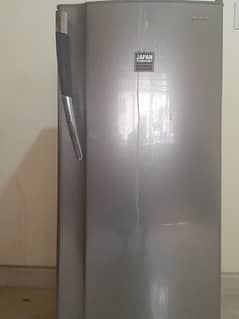 Sharp refrigerator 0