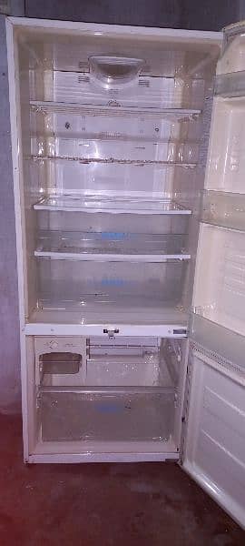 Panasonic fridge 11