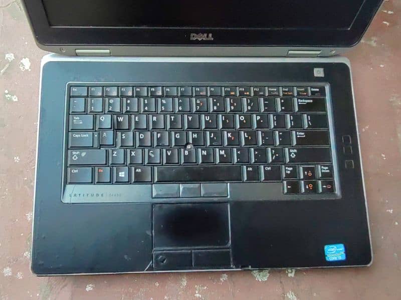 Dell laptop for sale price:18000  (03247536234) 1