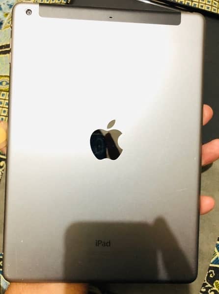 APPLE IPAD AIR1 32GB 9