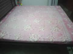 kind double bed 6 by 6 with mattress