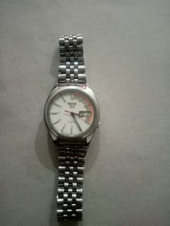 Seiko 5 Racer automatic watch 10 by 10 condition.