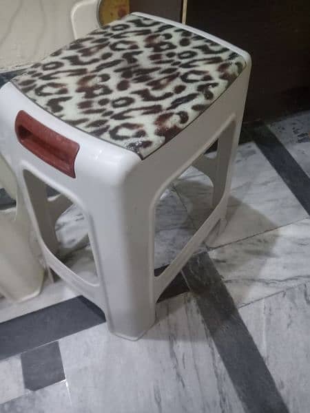 2 peice stools for sale 2