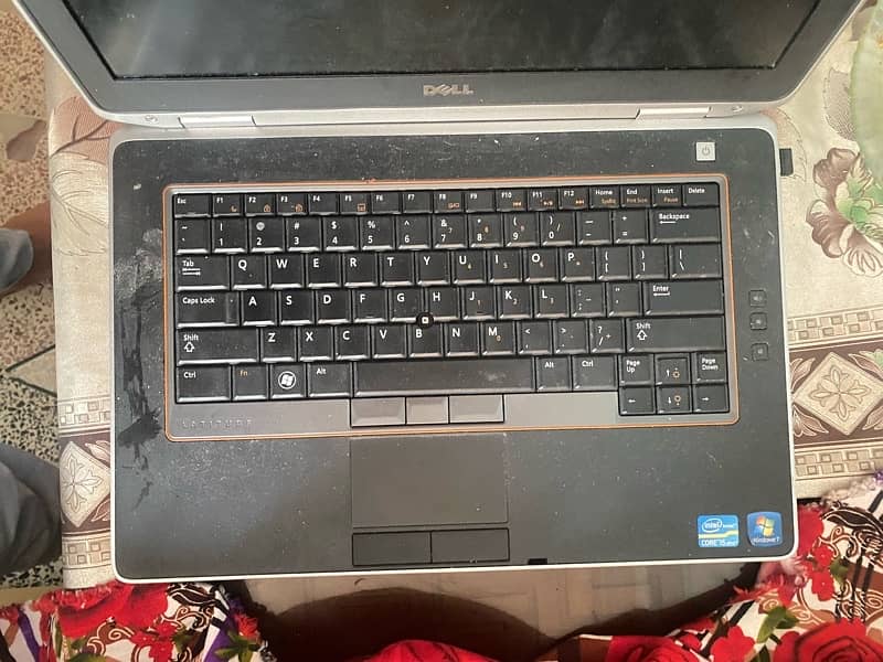 Dell Laptop Corr i. 5 For sale with charger 2