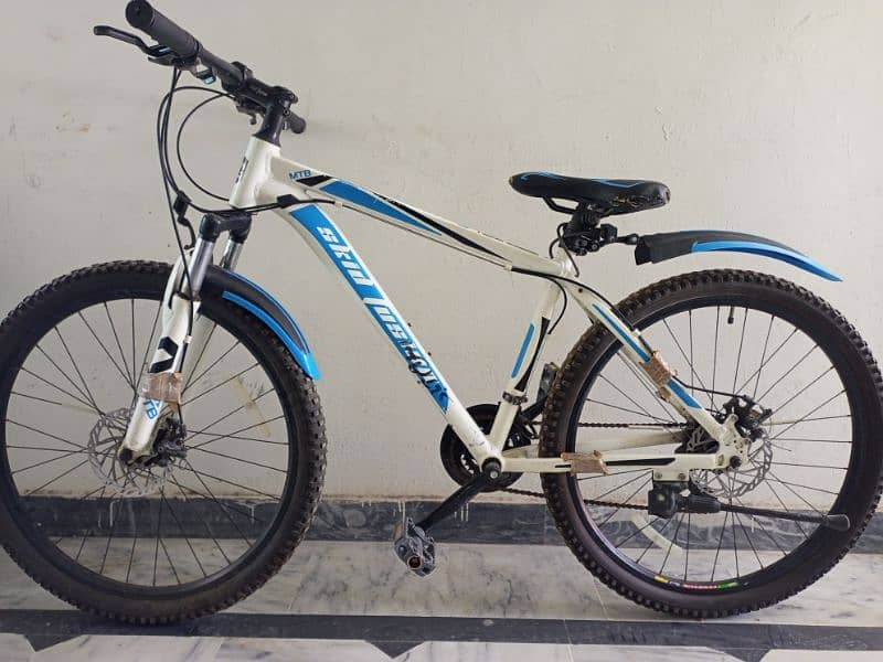 UAE Imported mountain sports bicycle 10/10 CONDITION) for sell 0