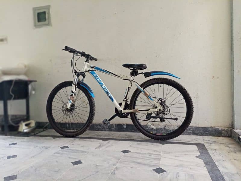 UAE Imported mountain sports bicycle 10/10 CONDITION) for sell 3