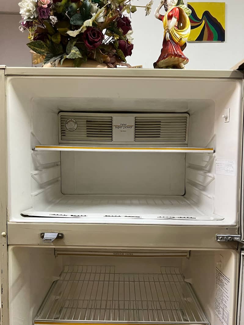 General Refrigerator 5