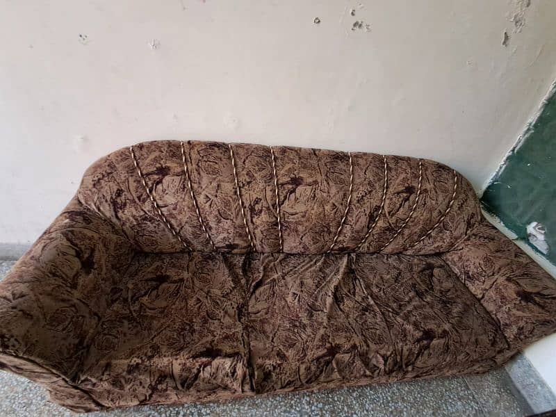 Good condition sofas set 1