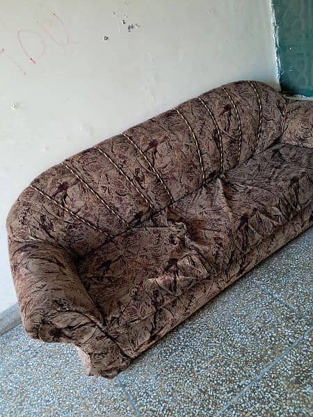 Good condition sofas set 2