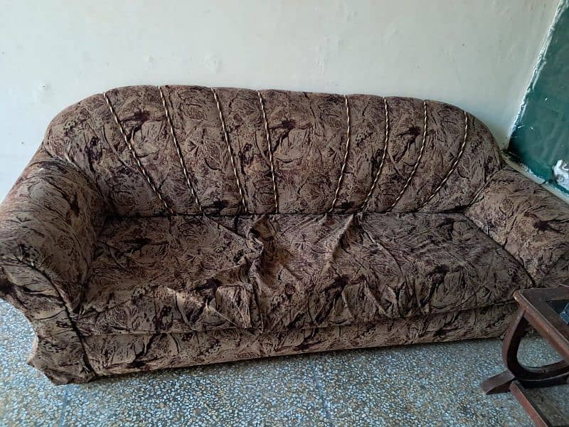 Good condition sofas set 5