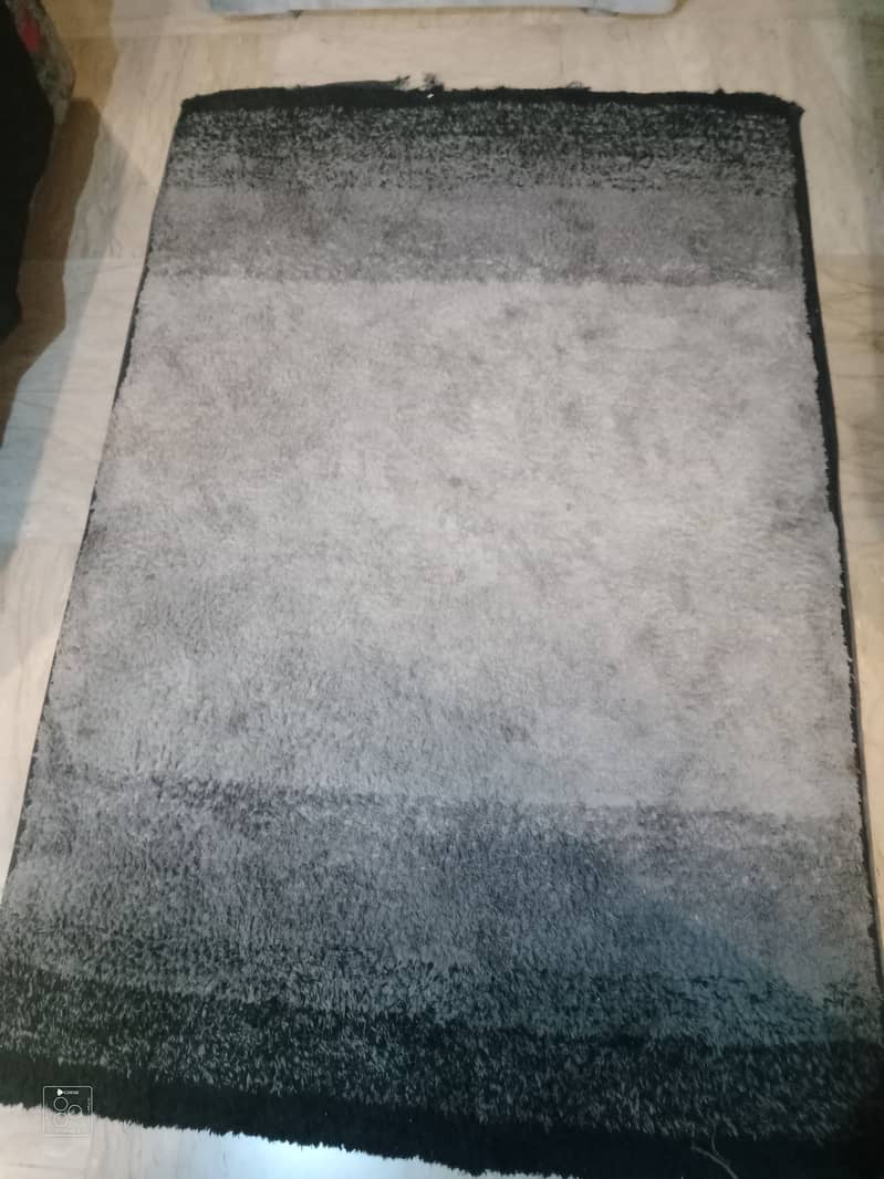 Rugs and carpet for sale 4