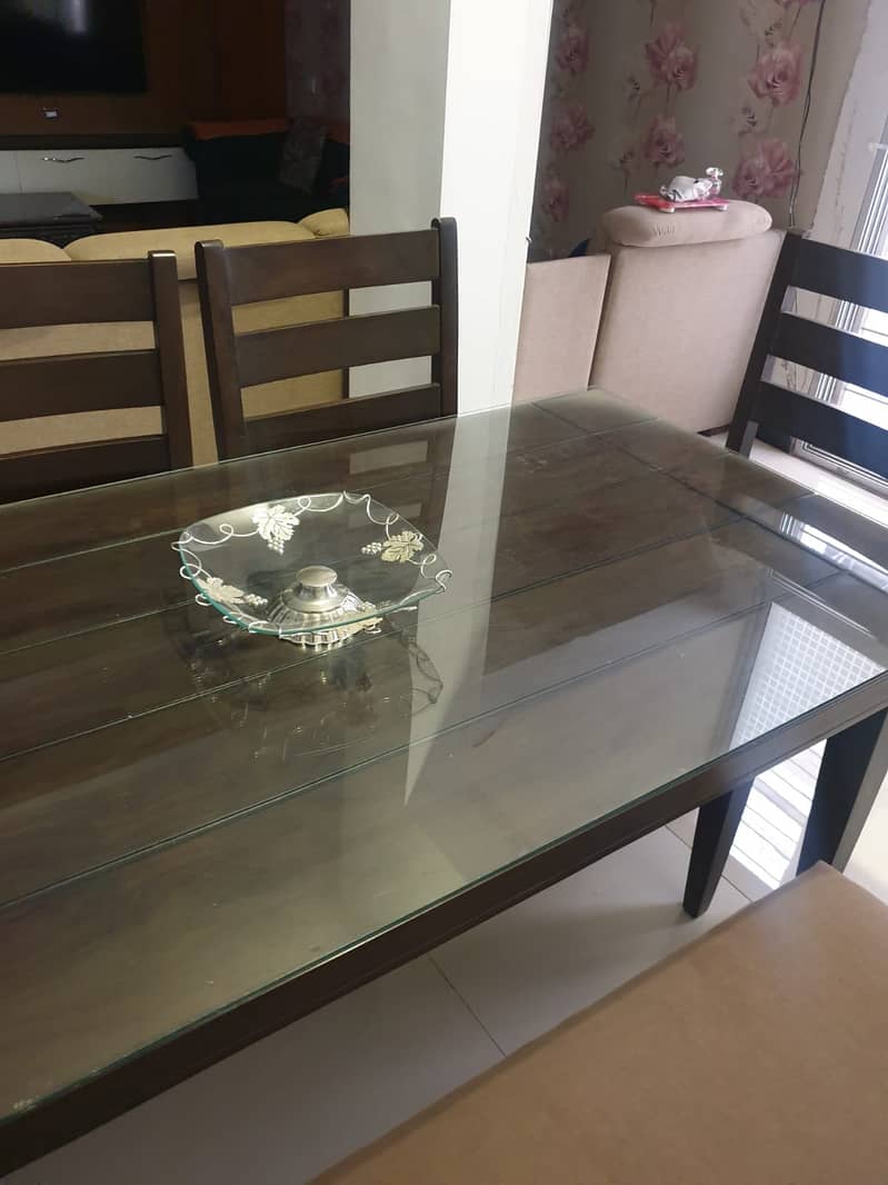 Dining Table 6 Seater, 100% Pure Wood! Good as NEW! 1