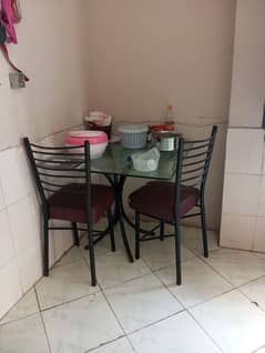 almari or dressing table diningtable available for sell ok condition