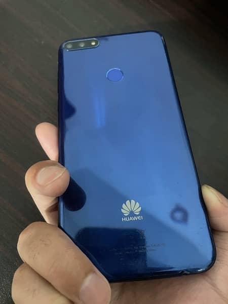 Huawei Y7 Prime 2018 (32 gb) 8