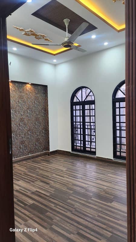 5 MARLA PRIME LOCATION NEAR TO PARK BRAND NEW HOUSE FOR SALE IN DHA RAHBAR BLOCK L 12