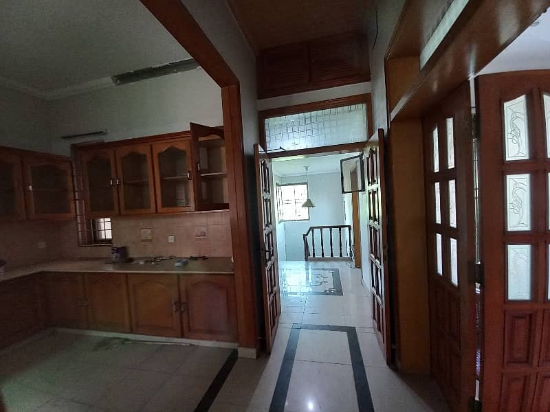 10 Marla Outclass Prime Location House For Rent In Johar Town G-1 Block 3