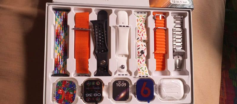 i60 Suit extreme  - 12 in 1 ultra 2 Smart watch 2
