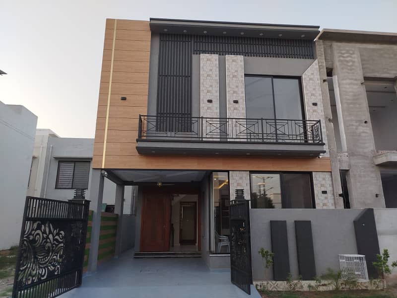 5 MARLA BRAND NEW HOUSE FOR RENT IN DHA RAHBAR PHASE 2 BLOCK L 3