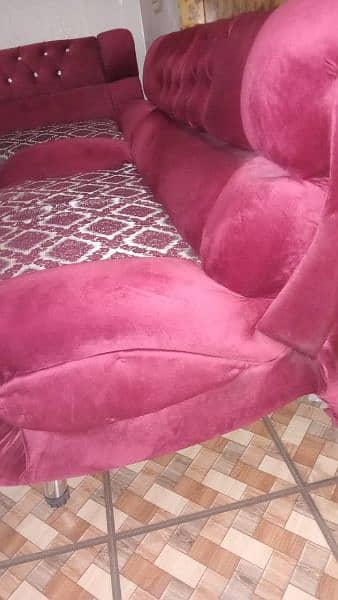 6 seater 3 2 1 sofa set available in new condition urgent sale 1