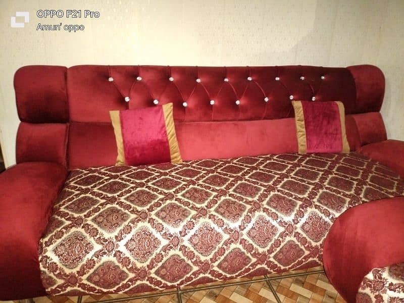 6 seater 3 2 1 sofa set available in new condition urgent sale 2