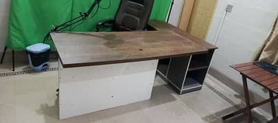office computer table with chair