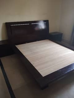 Queen Sized Bed + 2 Side Tables
