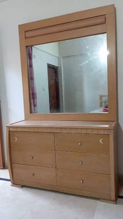 Dressing Table with 06 Drawers