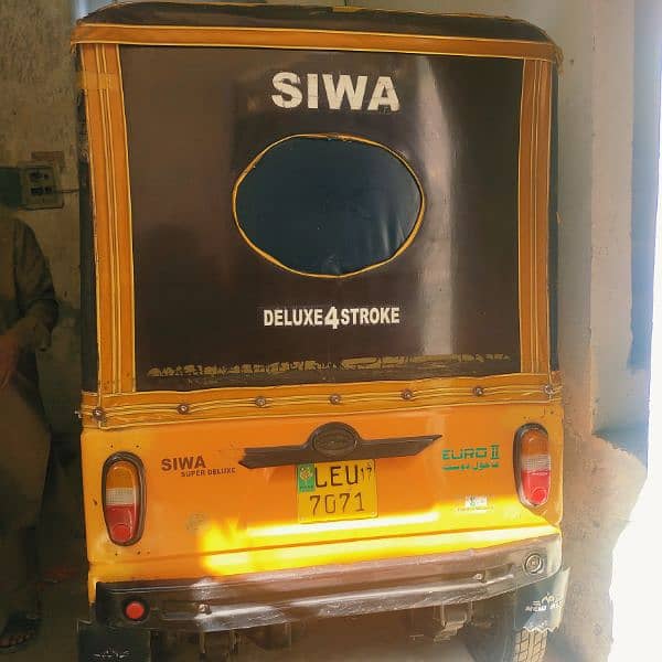 Lush condition Siwa Auto rikshaw 2017 for sale Engine A1 8