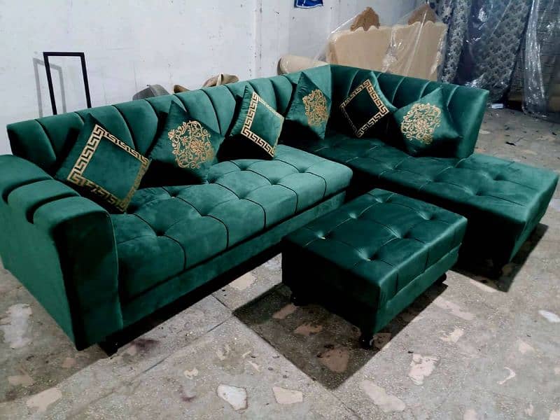 l shape sofa 6 seater with Puffy 6