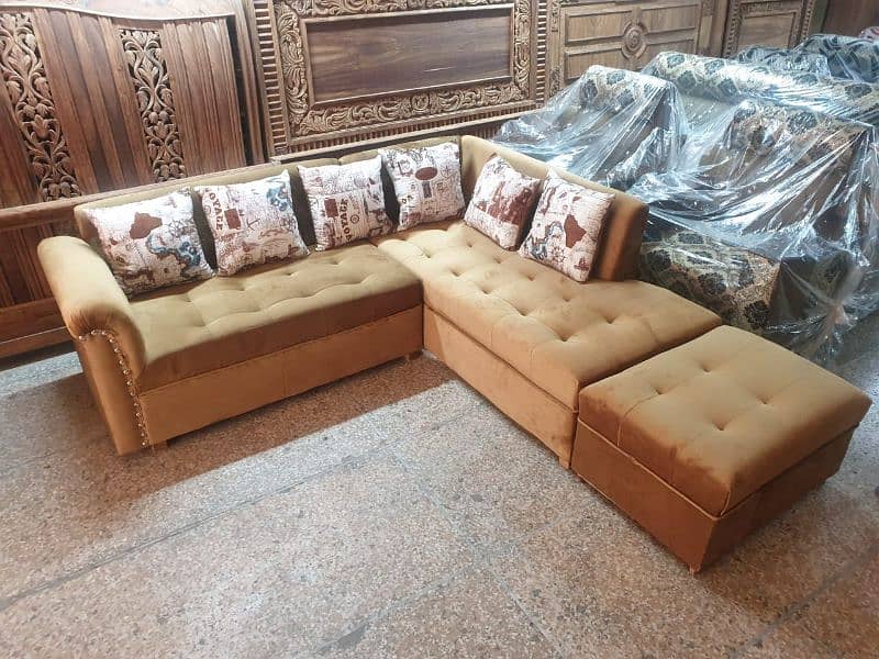 l shape sofa 6 seater with Puffy 15