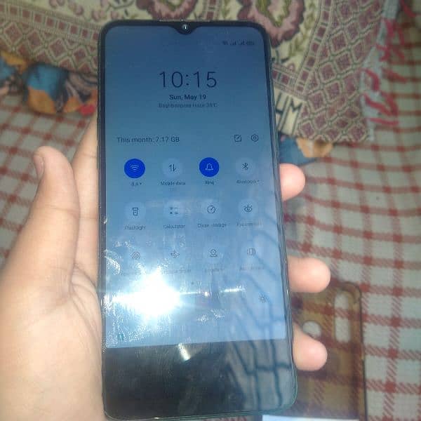 best mobile realme 5i 4 64 gb only box no charger 8