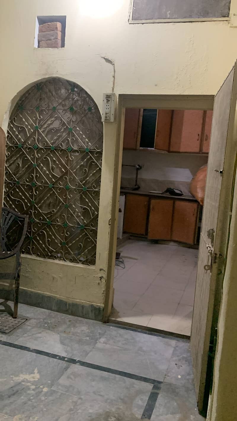 2 Bedroom Hall, Ground Portion in Neelam Block, Allama Iqbal Town 5