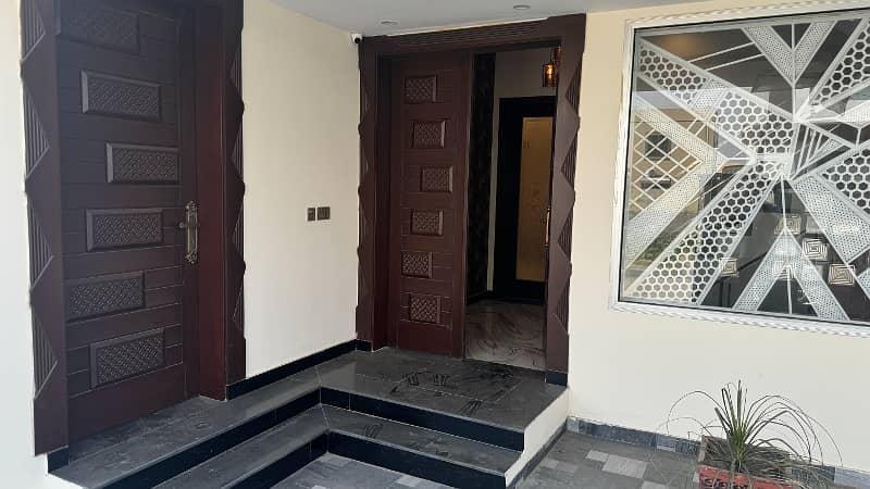 10 Marla HOUSE for SALE in DC Colony Bolan Block 5