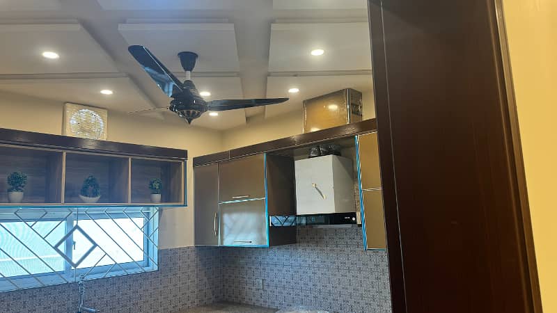 10 Marla HOUSE for SALE in DC Colony Bolan Block 10