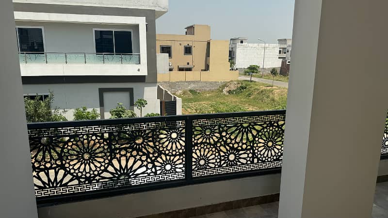 10 Marla HOUSE for SALE in DC Colony Bolan Block 44