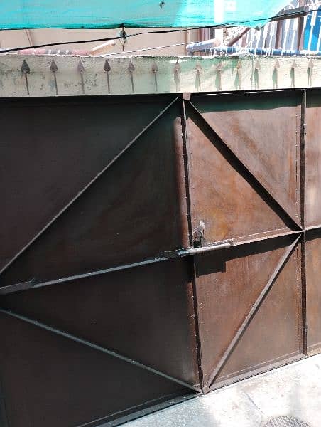 main gate heavy iron guage 14"×6.5"=(7"×5×6.5")+(7"×6.5") 0