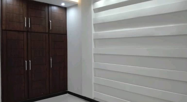 Premium Prime Location 10 Marla Upper Portion Is Available For rent In G-13 5